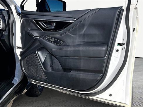 Used 2022 Subaru Outback Limited image 19