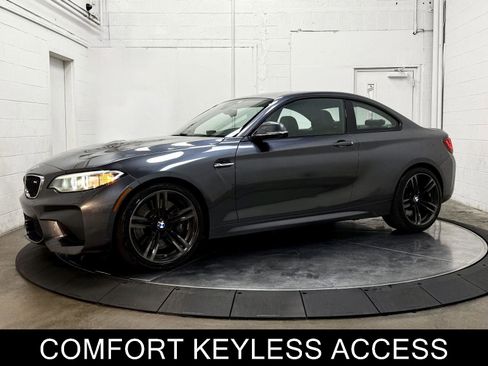 Used 2017 BMW M2 RWD image 4