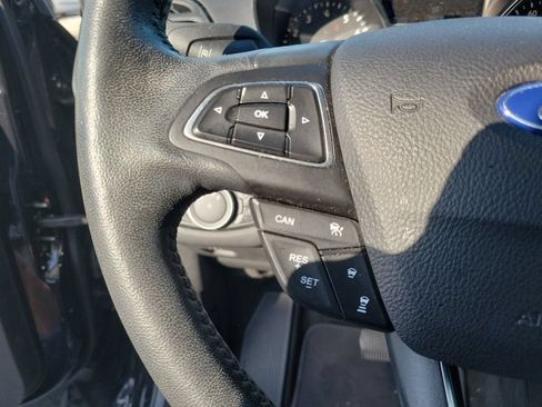 Used 2019 Ford Escape Titanium AWD/4WD image 29
