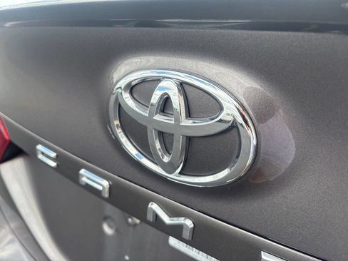 Used 2024 Toyota Camry SE FWD image 31