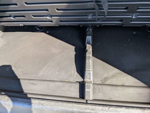 Used 2020 Chevrolet Suburban Premier image 38