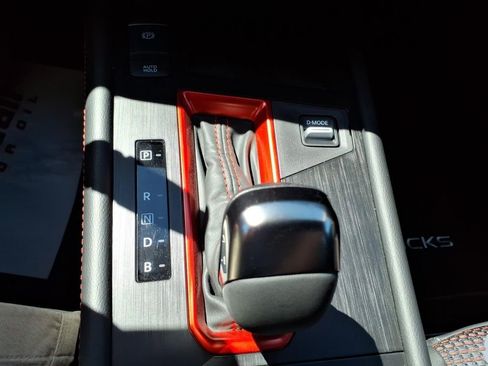 New 2026 Nissan Kicks SR FWD image 23