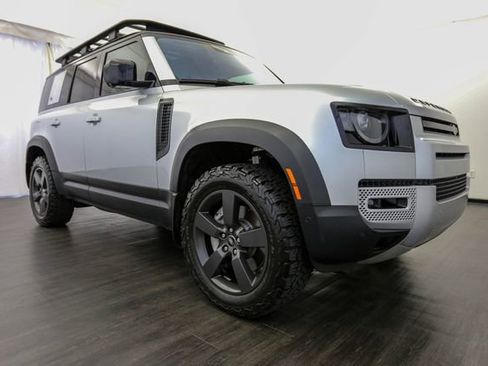 Used 2020 Land Rover Defender 110 SE AWD/4WD image 28