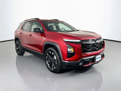 Used 2025 Chevrolet Equinox RS w/ Convenience Package III AWD/4WD image 8