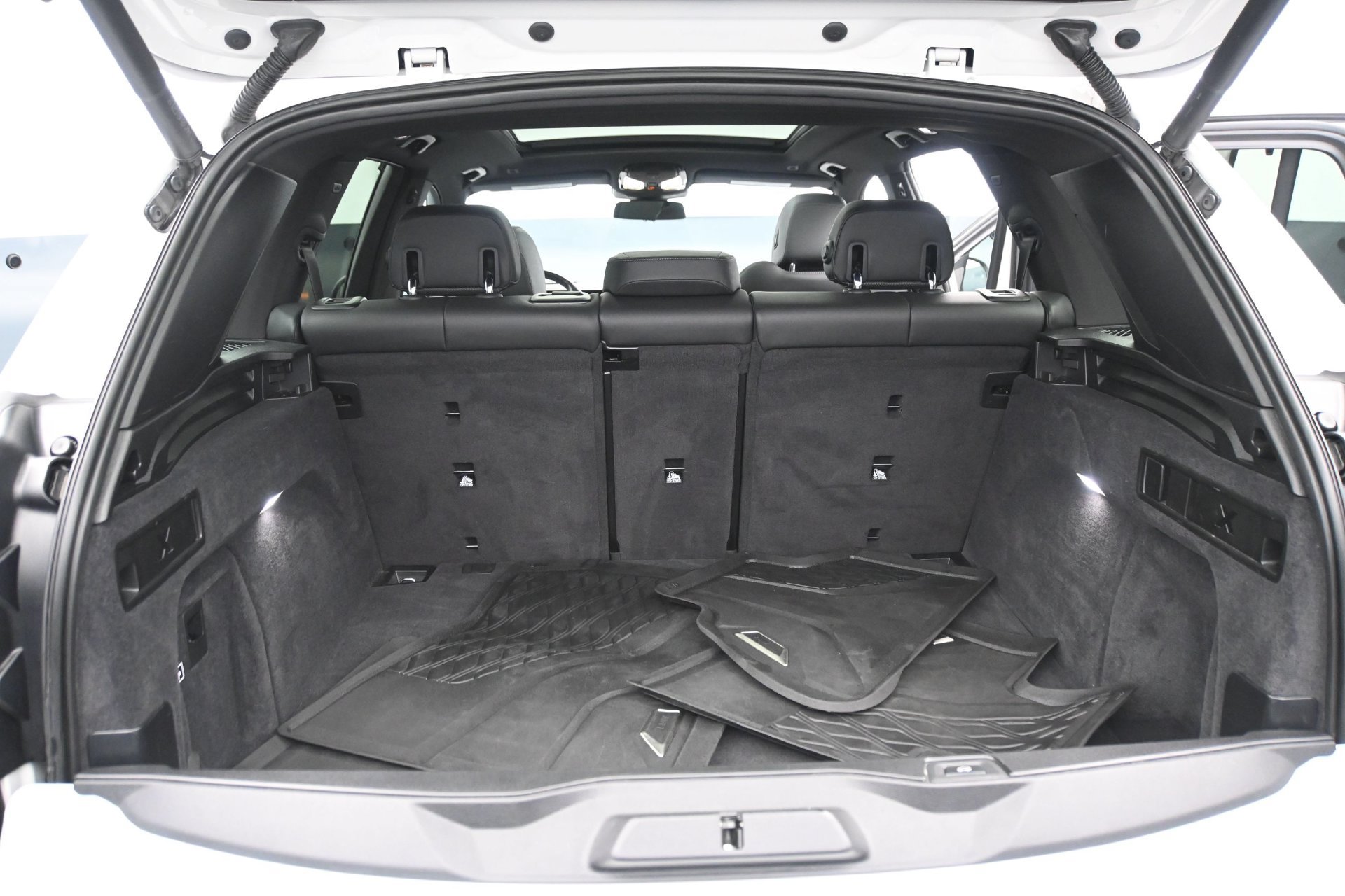 Used 2024 BMW X5 xDrive40i AWD/4WD image 15