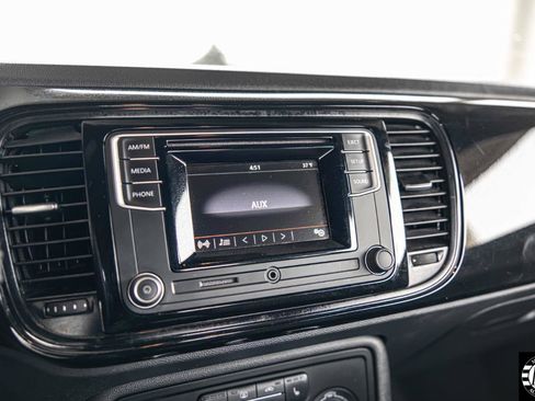 Used 2016 Volkswagen Beetle 1.8T image 12