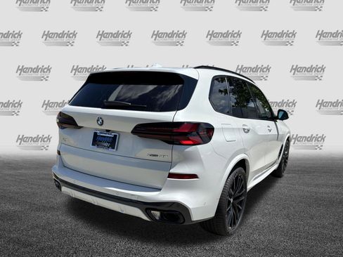 New 2026 BMW X5 xDrive40i w/ M Sport Package AWD/4WD image 10