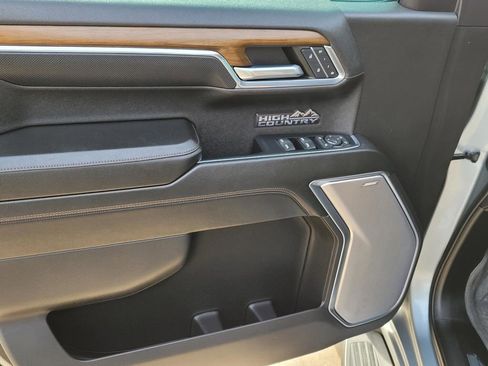 Used 2024 Chevrolet Silverado 1500 High Country w/ High Country Premium Package image 22