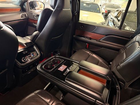 Used 2020 Lincoln Navigator Reserve AWD/4WD image 43