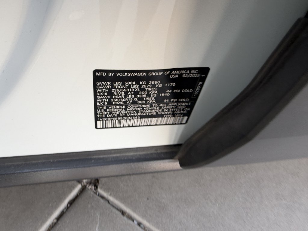 Used 2025 Volkswagen ID.4 Pro RWD image 42
