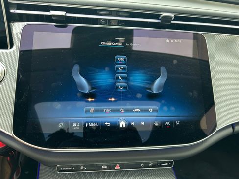 New 2025 Mercedes-Benz E 450 4MATIC Sedan image 18