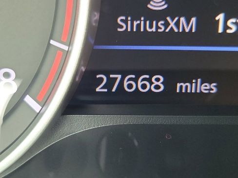 Used 2024 Nissan Sentra SR w/ SR Premium Package image 26