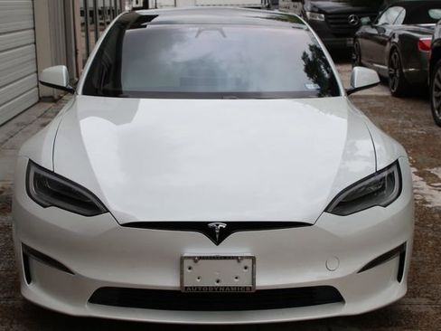Used 2021 Tesla Model S Plaid image 2