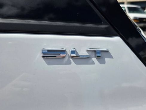 Used 2024 GMC Terrain SLT w/ Infotainment Package II AWD/4WD image 13