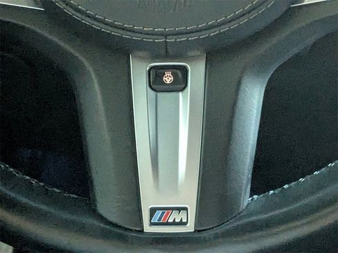 Used 2021 BMW X7 xDrive40i w/ M Sport Package image 48