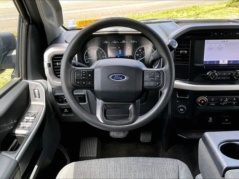 Used 2021 Ford F150 XLT RWD image 5