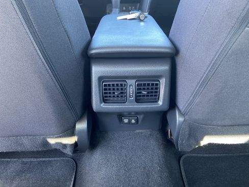Used 2025 Toyota Camry LE FWD image 50