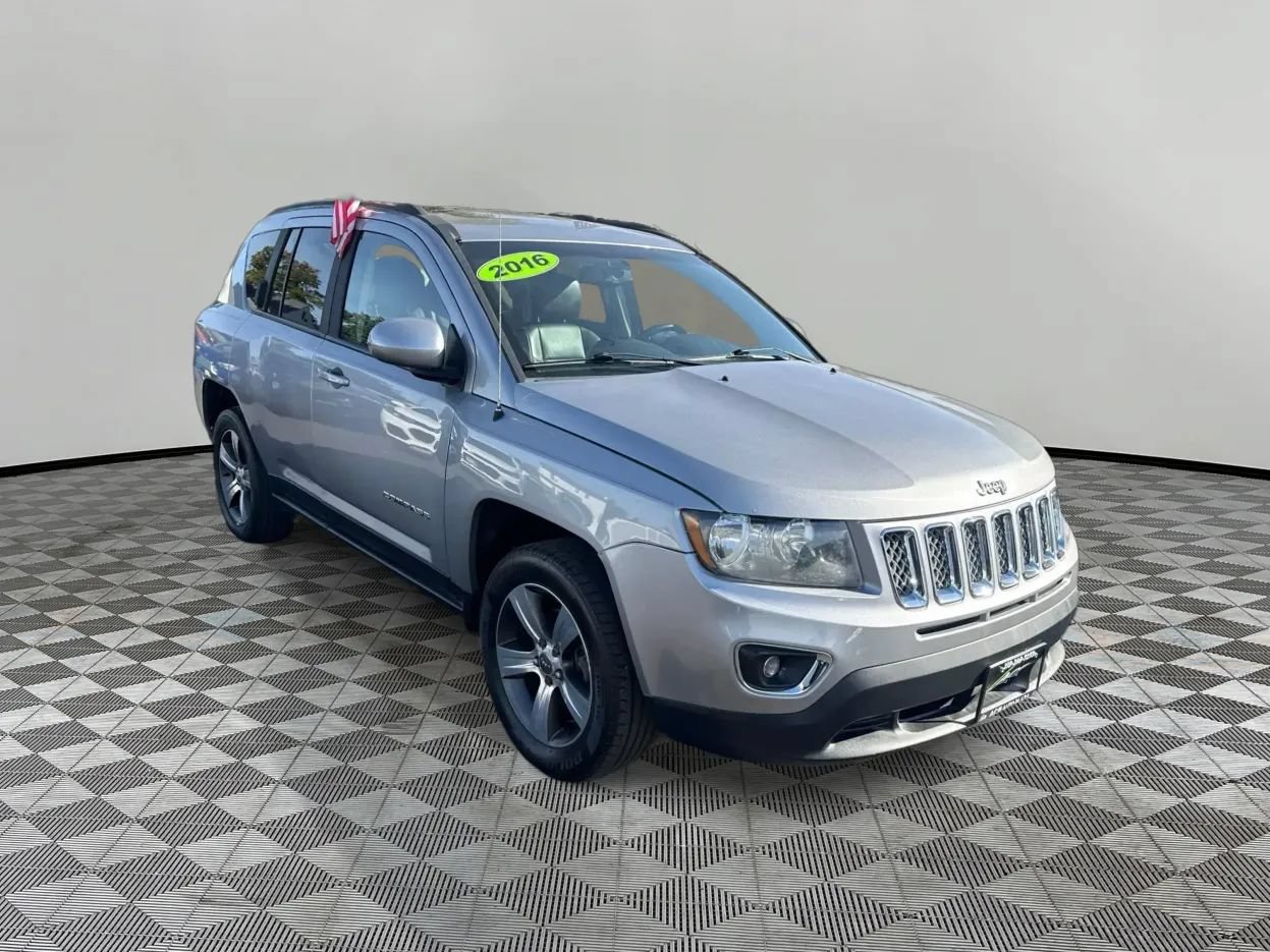 Used 2016 Jeep Compass High Altitude AWD/4WD image 1