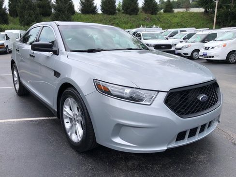 Used 2018 Ford Taurus Police Interceptor FWD image 8