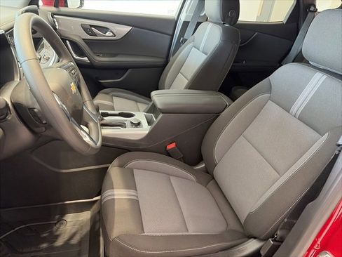 New 2025 Chevrolet Blazer LT w/ Convenience Package image 11