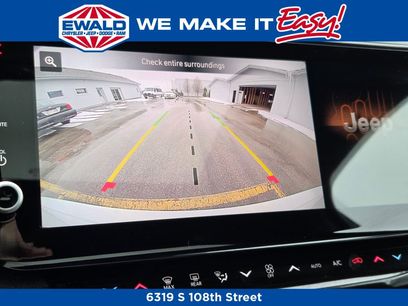 New 2026 Jeep Grand Cherokee Altitude