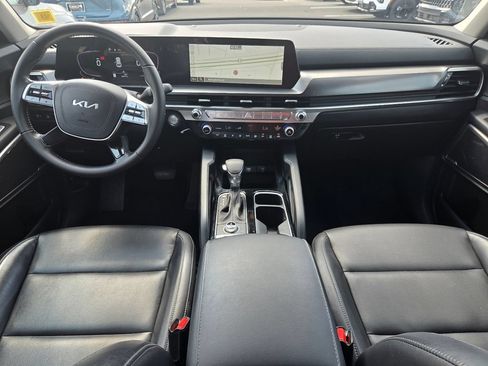 Used 2023 Kia Telluride LX AWD/4WD image 12