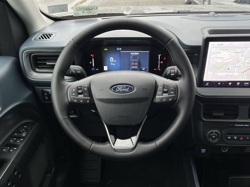 New 2026 Ford Maverick Lariat w/ Black Appearance Package image 16