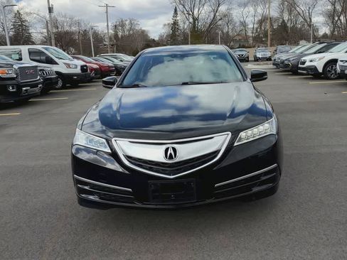 Used 2017 Acura TLX V6 w/ Technology Package FWD image 4