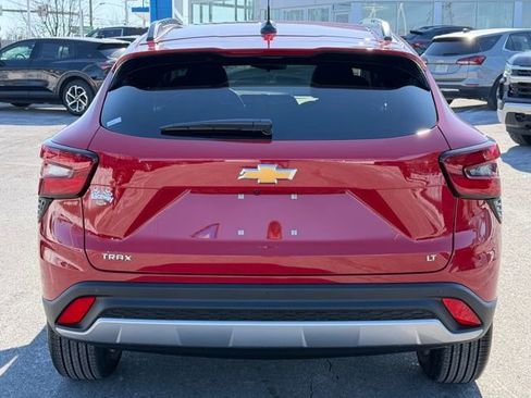 New 2026 Chevrolet Trax LT w/ Driver Confidence Package image 12