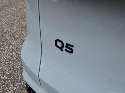 New 2026 Audi Q5 Premium Plus AWD/4WD image 6
