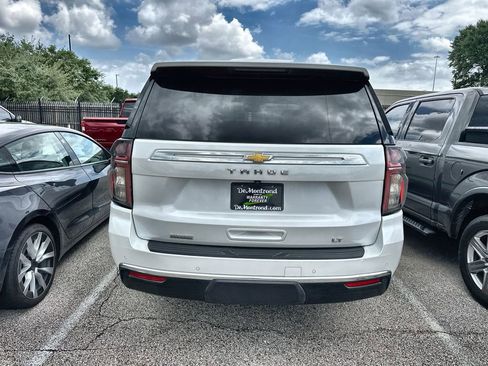 Used 2024 Chevrolet Tahoe LT w/ Luxury Package image 2