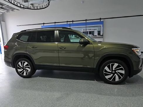 New 2026 Volkswagen Atlas SE FWD image 10