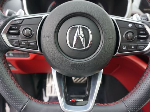 Used 2022 Acura MDX A-Spec image 9