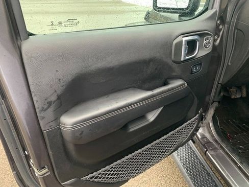 Used 2022 Jeep Wrangler Unlimited Sahara w/ LED Lighting Group image 20