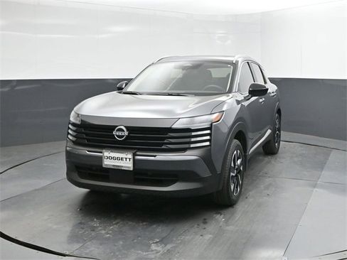 New 2026 Nissan Kicks SV w/ SV Premium Package image 30