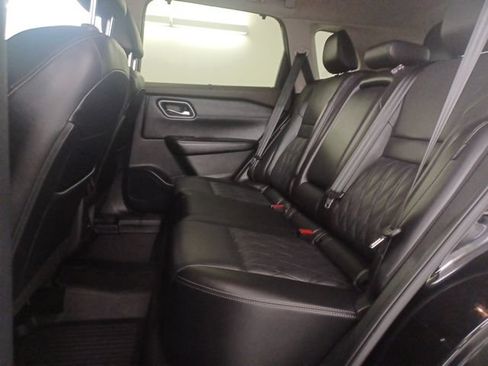 Used 2023 Nissan Rogue Platinum w/ Platinum Premium Package FWD image 12