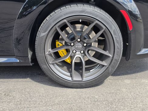 Used 2023 Dodge Charger SRT Hellcat RWD image 4
