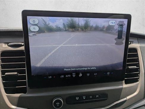 Used 2022 Ford Transit 350 XLT RWD image 17