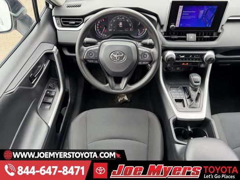 Used 2024 Toyota RAV4 LE image 14