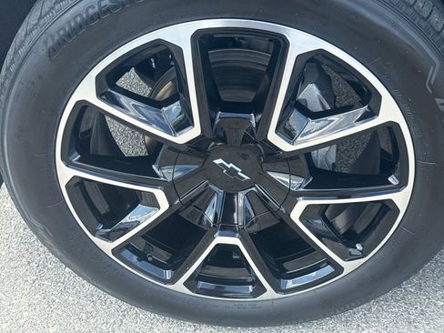 Certified 2023 Chevrolet Tahoe RST w/ Luxury Package AWD/4WD image 9