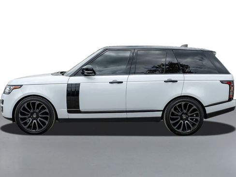 Used 2017 Land Rover Range Rover Supercharged image 9