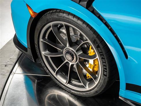 Certified 2019 Porsche 911 GT3 RS RWD image 15