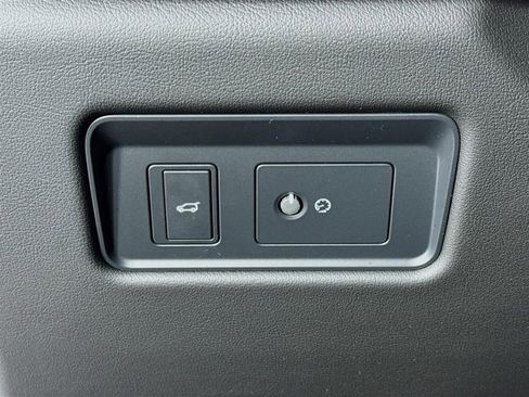 New 2026 Jaguar F-PACE R-Dynamic S image 10