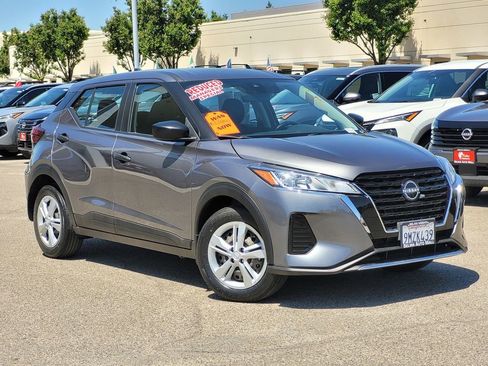Used 2024 Nissan Kicks S w/ Interior Electronics Package FWD image 2