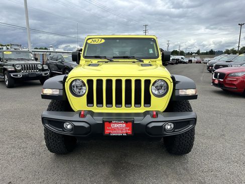Used 2023 Jeep Wrangler Unlimited Rubicon w/ Cold Weather Group image 9