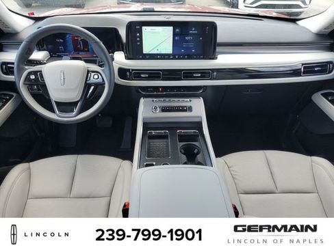 New 2025 Lincoln Aviator Premiere image 17