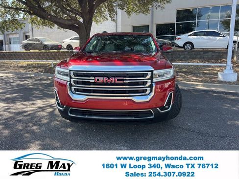 Used 2023 GMC Acadia SLT AWD/4WD image 2