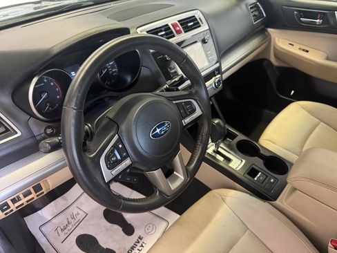 Used 2017 Subaru Legacy 2.5i Premium AWD/4WD image 3