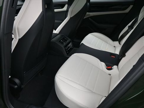 New 2026 Porsche Panamera 4 image 7