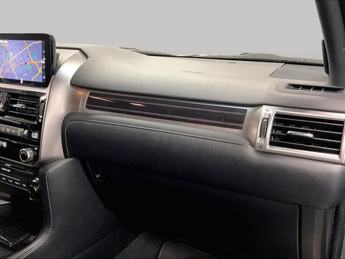 Used 2022 Lexus GX 460 Premium w/ Premium Package AWD/4WD image 19